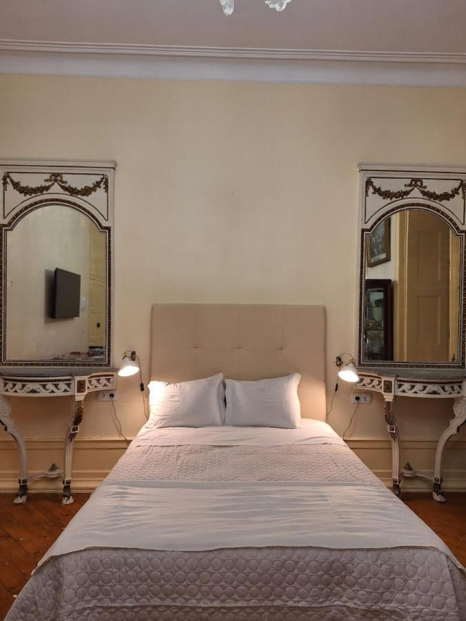 Chiado Apartments Lisbona Esterno foto